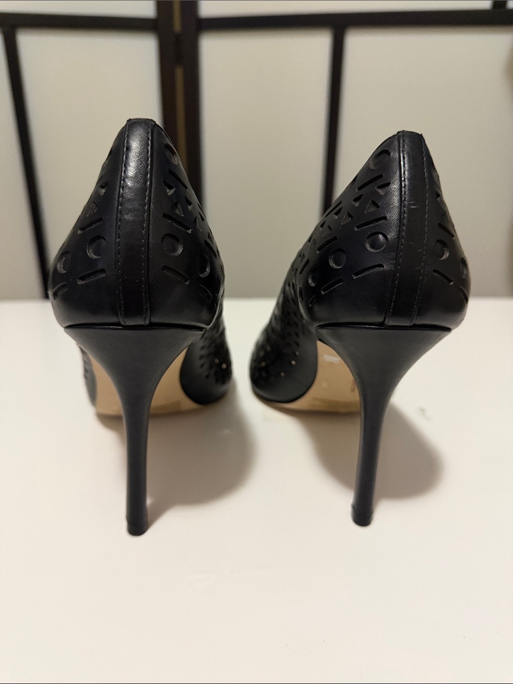 BCBGeneration Black Upper Leather Laser-Cut Pointed Toe Heels Size 9M/39 - Picture 7 of 15